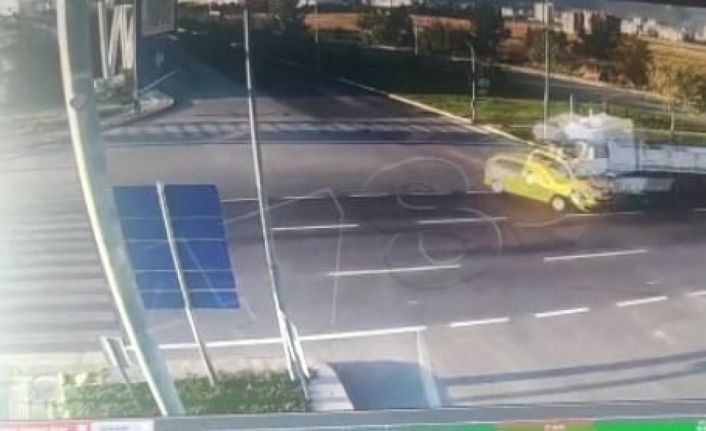 2 kişinin öldüğü kazanın güvenlik kamerası görüntüleri ortaya çıktı