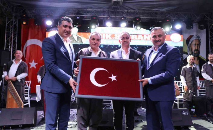 38. Uluslararası Aşık Seyrani Kültür Ve Sanat Festivali tüm coşkusuyla devam ediyor