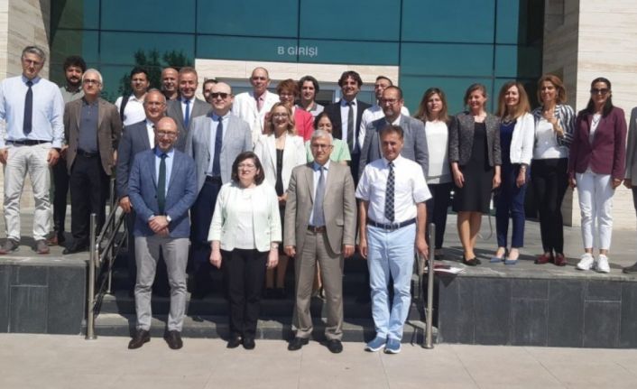 3 üniversitenin işbirliği ile “Uygulamalı Eğitimde İnsan-Bilgisayar Etkileşimi Ortak Uygulama ve Araştırma Merkezi” açıldı