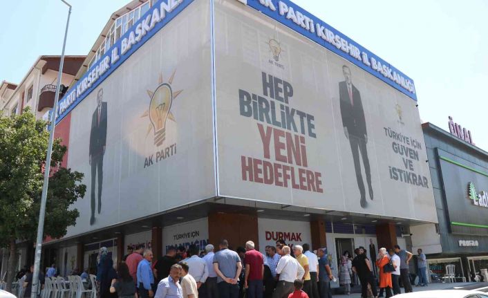 AK Parti’den kurucularına ’Ahde Vefa’ aşuresi