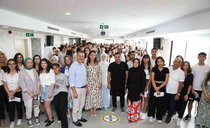 Alanya Fahri Gürses Etüt ve Destek Eğitim Kursu öğrencilerinden büyük başarı