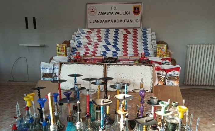 Amasya’da jandarmadan operasyon, 141 bin makaron ve 73 kilogram tütün ele geçirildi