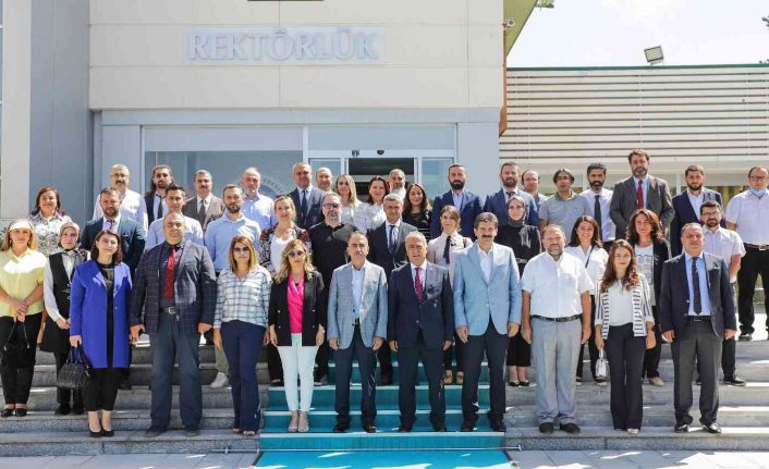 Atatürk Üniversitesi, akademik teşvik ve ödül törenlerine devam ediyor