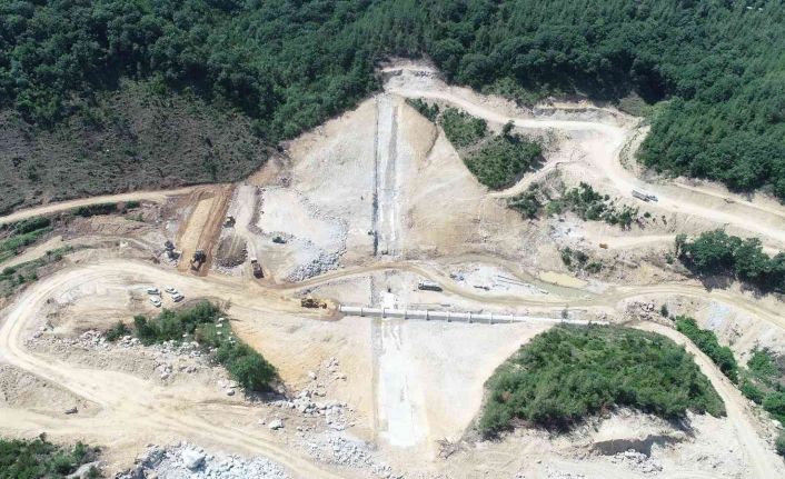 Balıkesir’deki Ümiteli Göleti ile 2 bin 200 dekar tarım arazisi suya kavuşacak