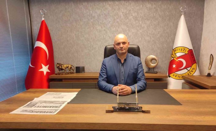 Başkan Harmankaya, “30 Ağustos 1922, milletimizin şanlı ordumuz ile birlikte yazdığı emsalsiz bir kahramanlık destanıdır”