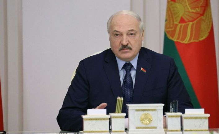 Belarus Devlet Başkanı Lukaşenko: "Savaş uçakları nükleer silah taşıyacak şekilde değiştirildi"
