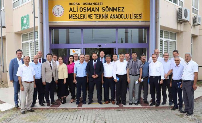 Bursa’da 40 bin öğretmen, 600 bin öğrenci ders başı için gün sayıyor