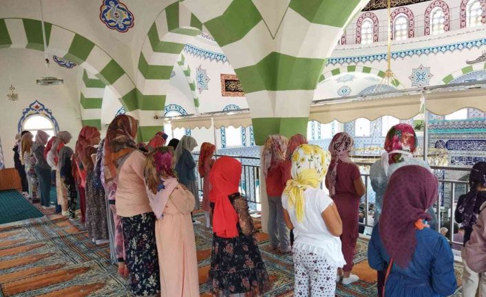 Çocuklarla Camide Bir Gün projesi