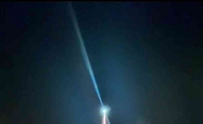 Düğün sonrası üç gelin tesadüfen bir araya gelince sahilde düğün yapıldı