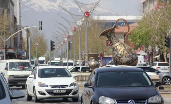 Erzincan’da trafiğe kayıtlı araç sayısı temmuz ayı sonu itibarıyla 64 bin 231 oldu