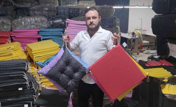 Eşinin verdiği evlilik yüzüğüyle şansı açıldı, günde 4 bin minder ve yastık üretip 40 ülkeye satıyor