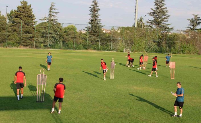 Eskişehirspor ve Bursaspor arasında Türkiye’ye örnek olacak bir hazırlık maçı yapılacak