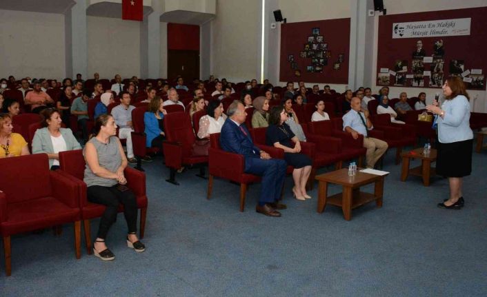 İl Müdürü Töre, okullarda yöneticiliğe hak kazanan adaylar ile bir araya geldi