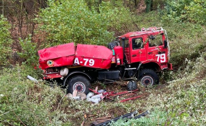İzmir’de orman yangını ihbarına giden arazöz kaza yaptı: 4 yaralı