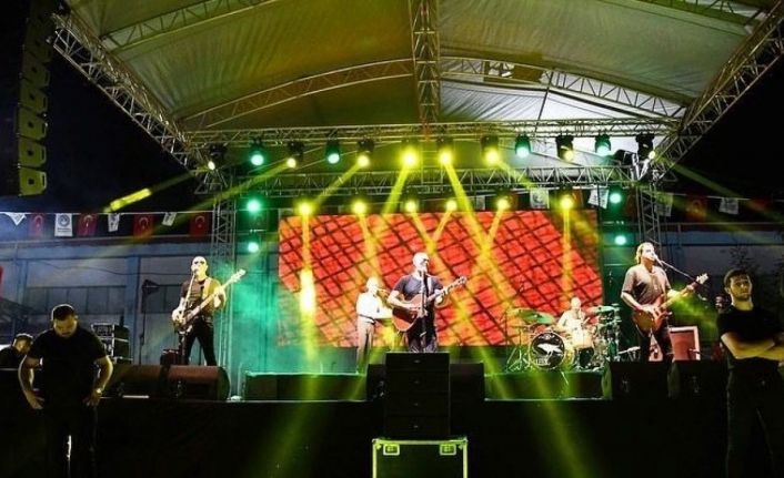 Kestel’de Zafer Bayramı coşkusu ‘Yüksek Sadakat’ ile yaşandı