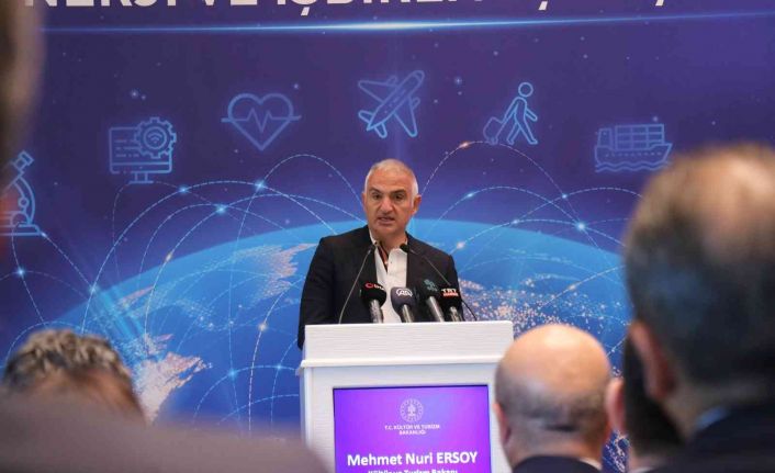 Kültür ve Turizm Bakanı Ersoy: “Bu yıl 42 milyon turist hedefimizi 47 milyon olarak güncelledik”