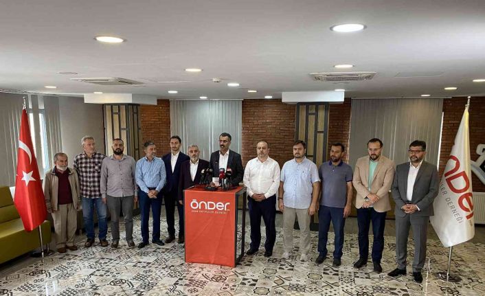 Şarkıcı Gülşen’in İmam Hatiplerle ilgili sözlerine 81 ilde suç duyurusu