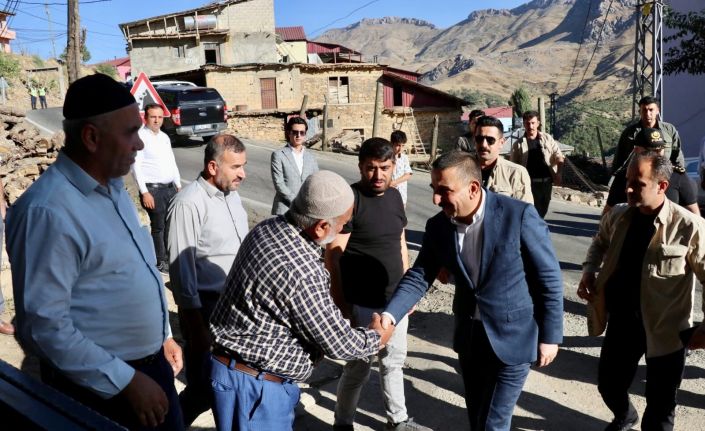 Siirt Valisi Hacıbektaşoğlu, şehit teğmen Ömer Bağra’nın ailesine taziye ziyaretinde bulundu