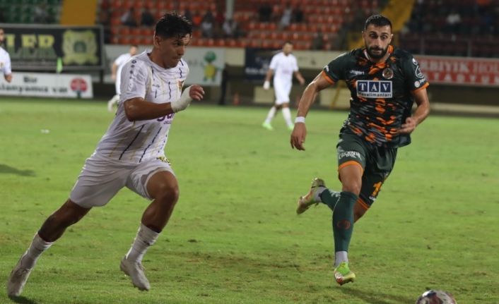 Spor Toto Süper Lig: Corendon Alanyaspor: 0 - İstanbulspor: 1 (Maç sonucu)