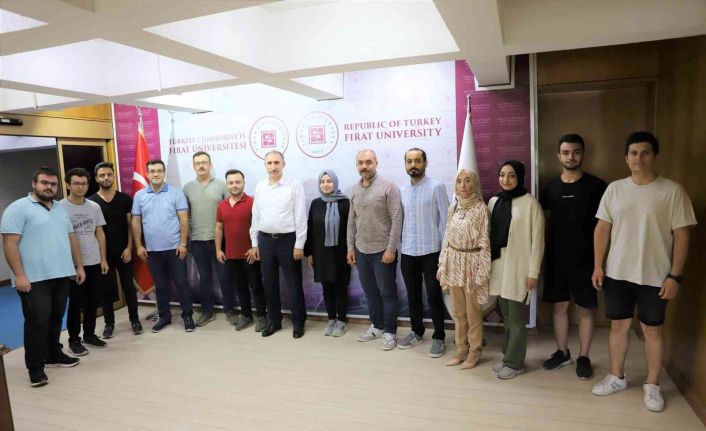 TEKNOFEST finalistleri Rektör Göktaş  ile bir araya geldi