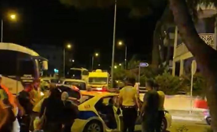 Tır kasasında Avrupa hayali ile Marmaris’e geldiler, vatandaşların dikkati göçmen kaçakçısını yakalattı