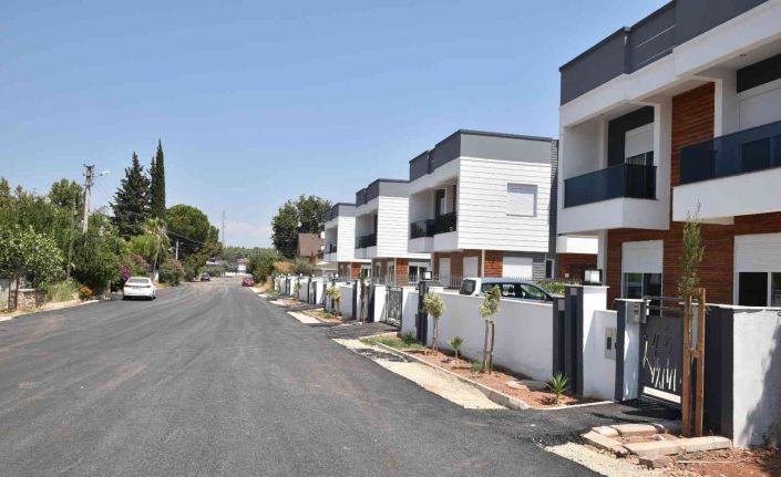 Tütüncü: "Hemşehrilerimizi konforlu ve güvenli yollara kavuşturmak için gece gündüz çalışıyoruz"