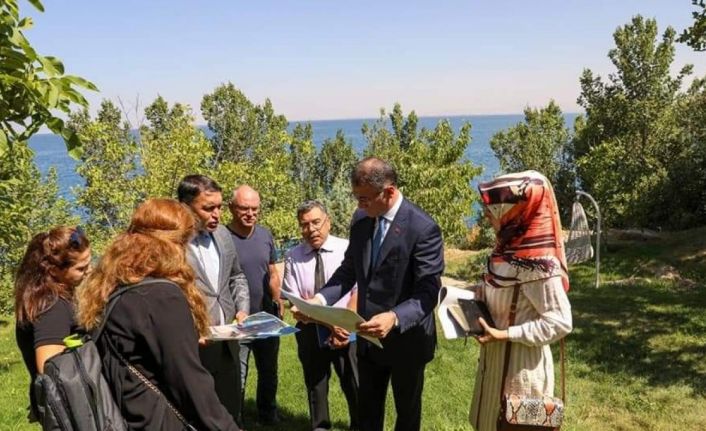 Vali Balcı, yazlık konutunu engelliler için yaşam merkezine dönüştürüyor