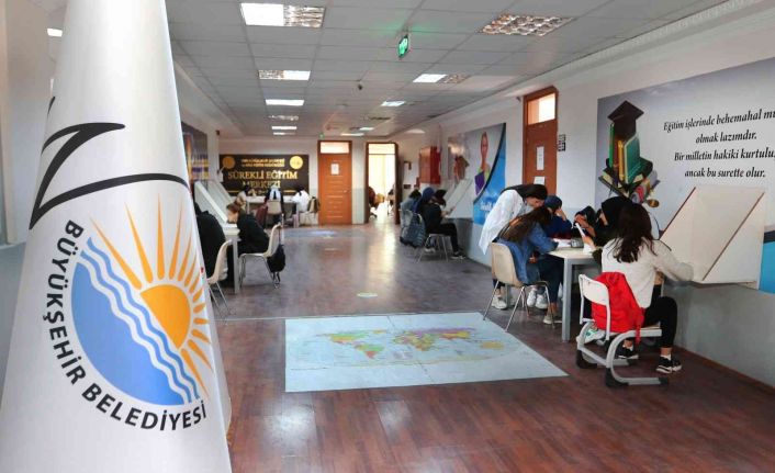 Van Büyükşehir Belediyesi’nin sürekli eğitim merkezi kayıtları başlıyor