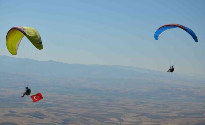 Yamaç paraşütçülerinin yeni gözdesi: Asma Tepesi