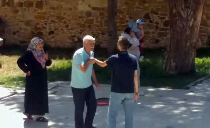 Yozgat’ta eski eşi ile halasını çocuklarının gözü önünde bıçaklayan zanlı tutuklandı