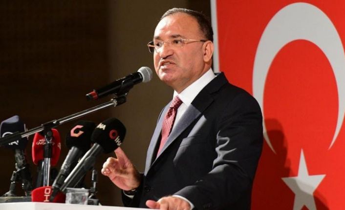 Adalet Bakanı Bekir Bozdağ: “Kılıçdaroğlu köstebek bürokratlarıyla kapkaç siyaseti yapıyor”