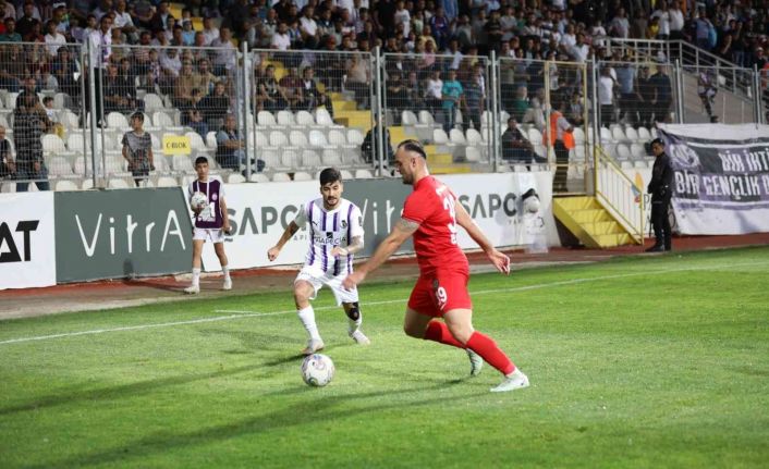 Afyonspor sahadan 3 puanla ayrıldı