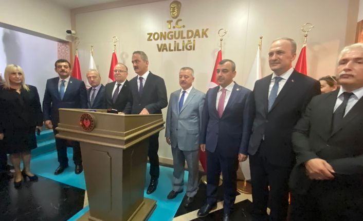 Bakan Mahmut Özer: “2022-23 eğitim öğretim yılına hazırlıklı bir şekilde başladık”