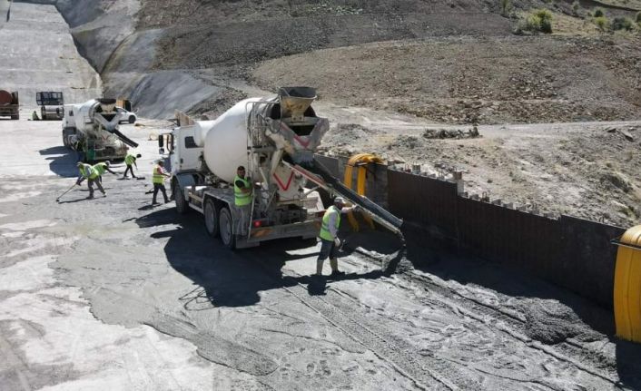 Başören Tekke Kavaklı Göletinde çalışmalar devam ediyor