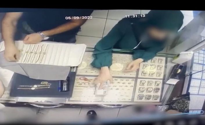 Çaldığı ziynet eşyalarını farklı kuyumculara sattı, polisten kaçamadı