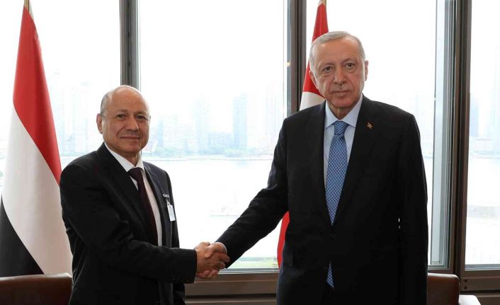 Cumhurbaşkanı Erdoğan, Yemen Cumhurbaşkanlığı Liderlik Konseyi Başkanı el-Alimi ile görüştü