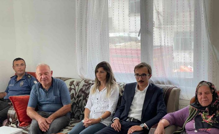 Dumlupınar Kaymakamı Basri’den, şehit ve gazi ailelerine ziyaret