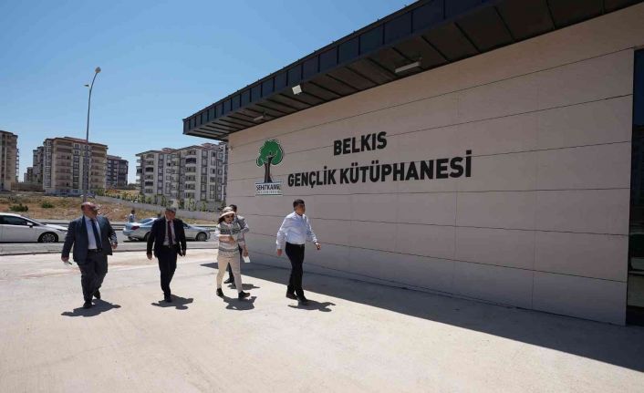 Fadıloğlu, Belkıs Gençlik Kütüphanesi’ni yerinde inceledi