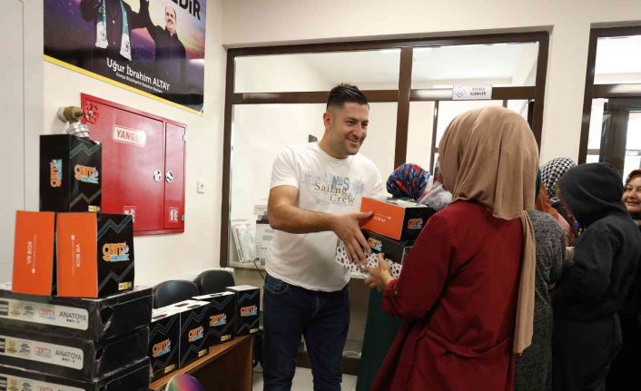 Genç KOMEK’te başarılı olan öğrenciler ödüllerini almaya başladı