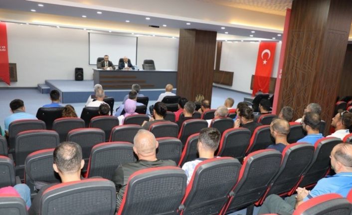 Gençlik ve Spor İl Müdürü Din, antrenörlerle bir araya geldi