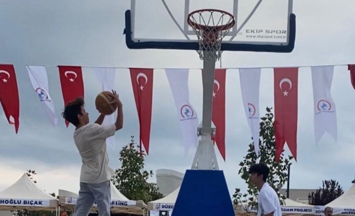 Gündüz spor, gece konser