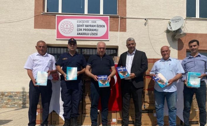İstanbul Eskişehirliler Derneği’nden 2 bin kitap desteği