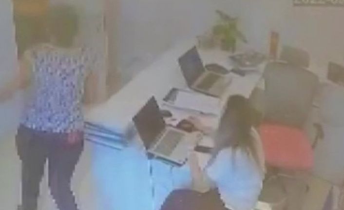 Kadıköy’de, özel okul kaydının iptal bedelini ödemek istemeyen veli, kayıt belgesini alıp kaçtı