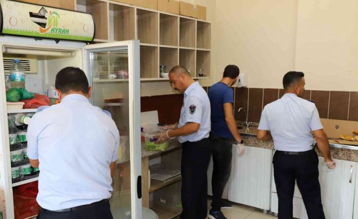 Karaköprü’de okul kantinleri denetlendi