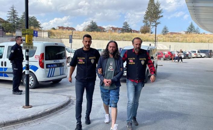 Katil ağabey: “Kardeşini neden öldürdün” sorusuna “Sevdiğim için” yanıtını verdi