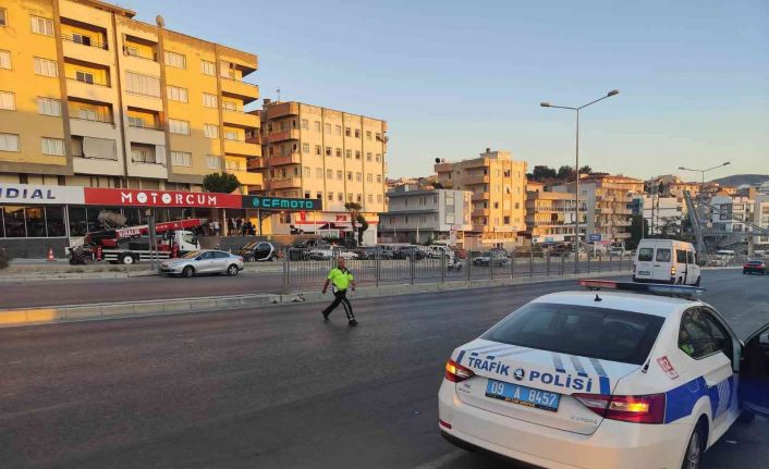 Kuşadası’nda on gün arayla aynı yerde ikinci trafik kazası: 3 yaralı