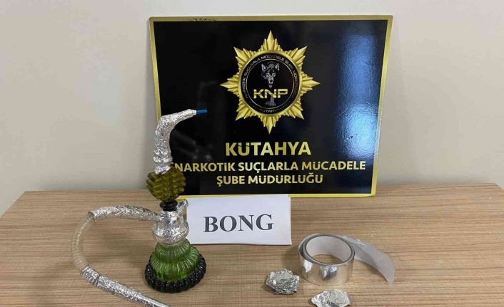 Kütahya’da uyuşturucudan 1 günde yapılan 6 ayrı çalışmada 8 şahsa işlem yapıldı