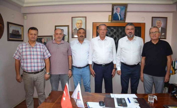 Nazilli Ticaret Odası Başkan Adayı Karakuş, şoför esnafının destekçisi olacağını açıkladı