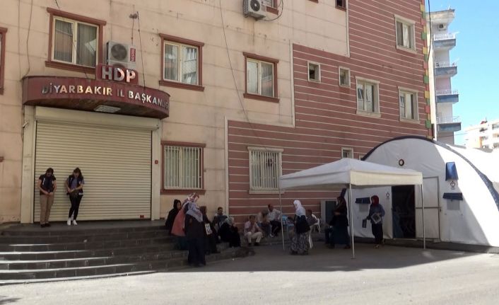 PKK mağduru anneden oğluna çağrı: "Bu acı sen geldiğinde son bulacak"