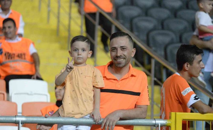 Spor Toto 1. Lig: Adanaspor: 1 - Altay: 1 (Maç devam ediyor)